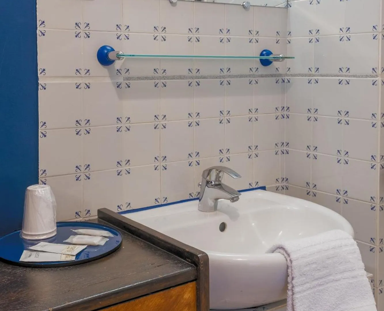 Hotel Marignan Paris 0*,