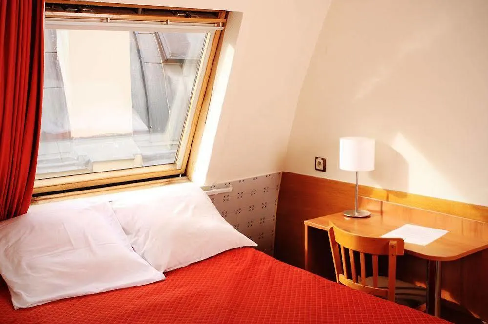 Hotel Marignan Paris