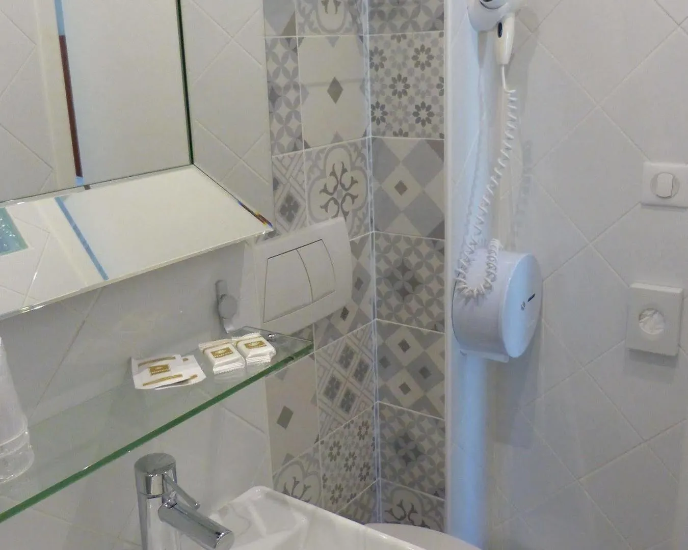 Hotel Marignan Paris